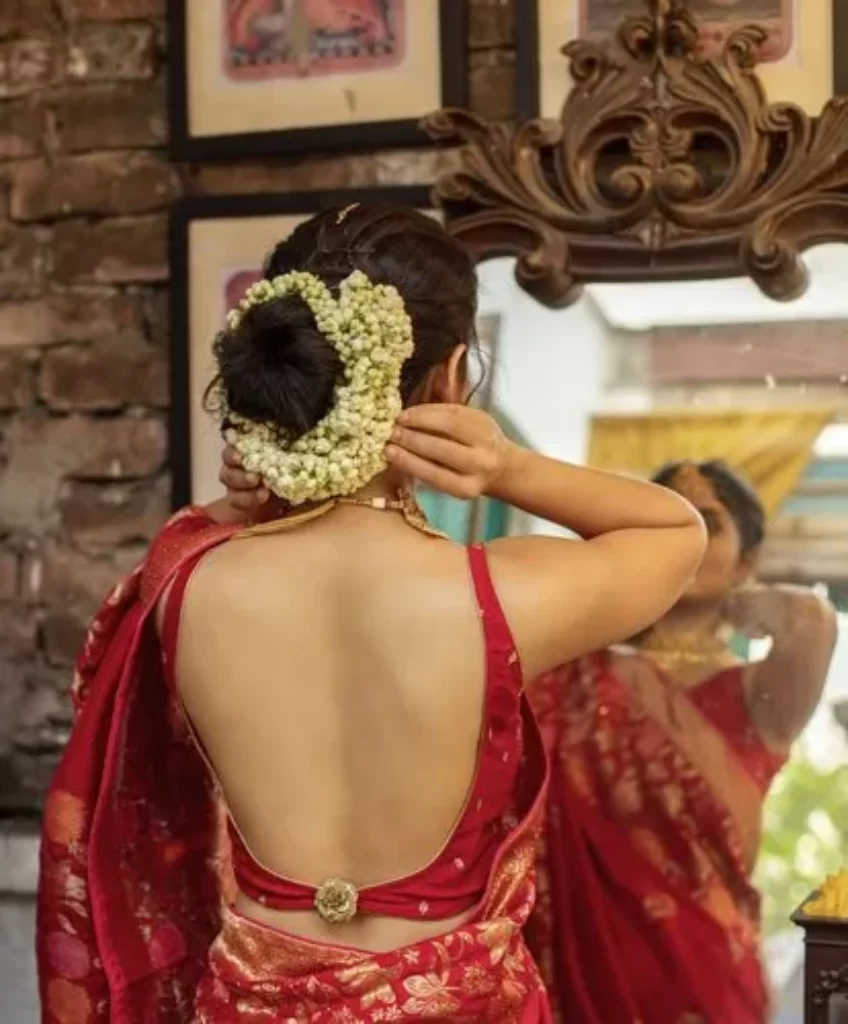 Backless back blouses design